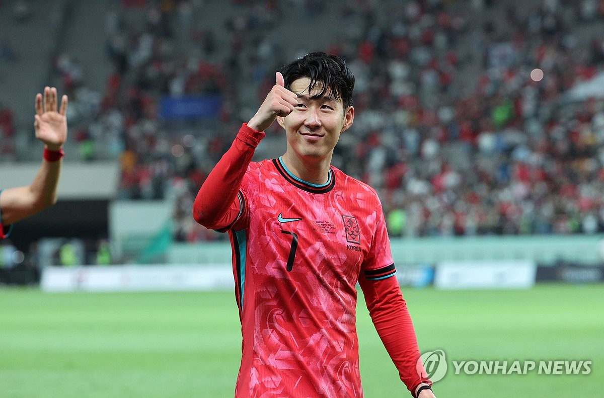 ⚽澳超半场：罗里破门 哈蒙德失良机 悉尼FC暂1-0西悉尼流浪者