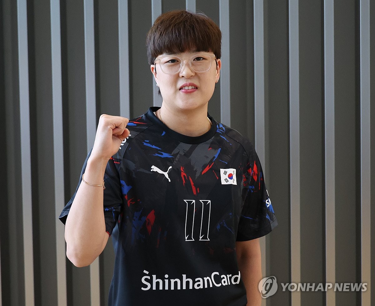 ⚽英超战报：B费破门乏术，小克鲁伊维特点射，曼联主场0-3不敌伯恩茅斯