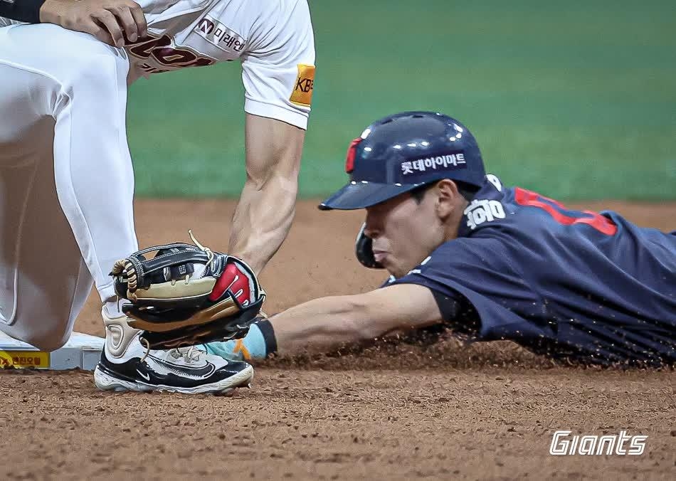 【复盘】利物浦擒狼登顶，他既是功臣也是罪人！